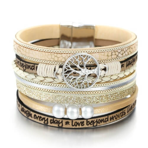 Pulseira Árvore da Vida Bege, possui design moderno e exclusivo! Somos especialistas em pulseiras