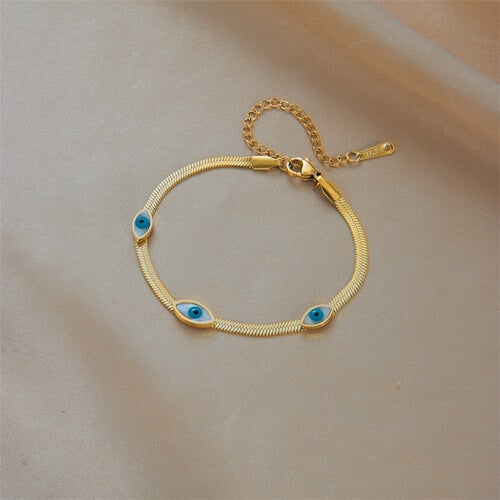 Presenteie-se com essa linda pulseira feita especialmente para você.