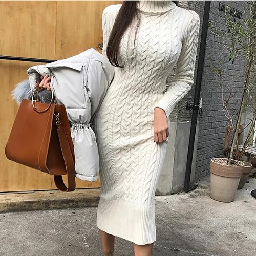 Vestido Ana Inverno Manga Longa - Uma Peça Elegante que Promete Manter Você Quente sem Comprometer o Estilo. 