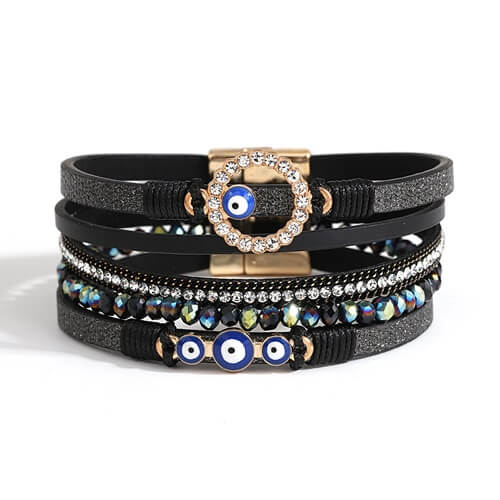 Joias de olho grego não podem faltar. Se você curte uma joia com estilo e para usar em qualquer ocasião, essa pulseira é perfeita. 