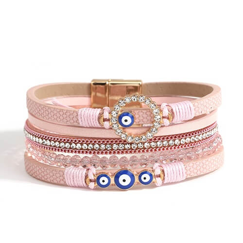 Joias de olho grego não podem faltar. Se você curte uma joia com estilo e para usar em qualquer ocasião, essa pulseira é perfeita. 